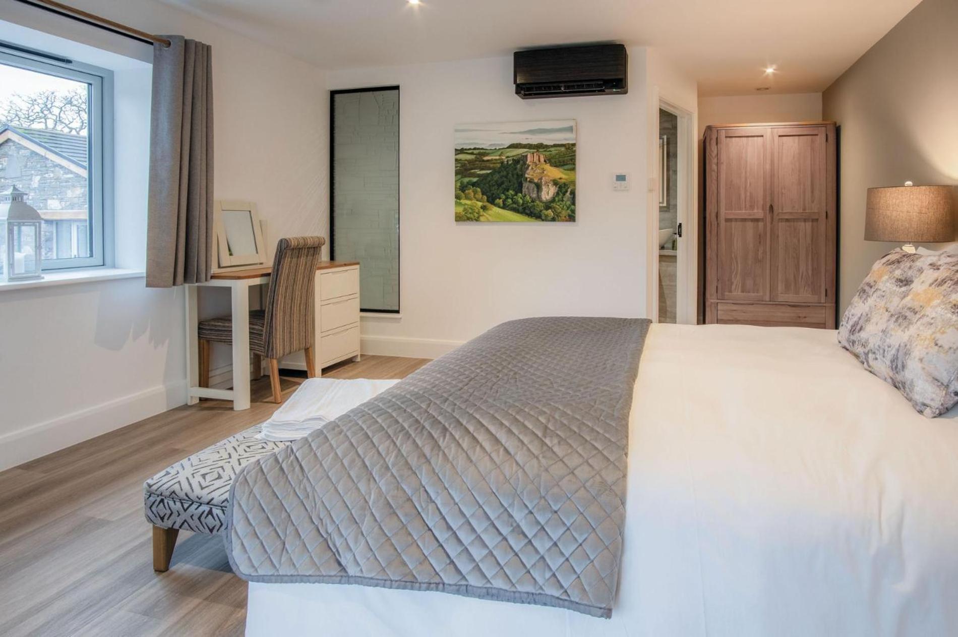Suite 2 - Sleeping Giant Hotel - Pen Y Cae Inn Brecon Kültér fotó